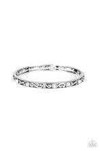 Load image into Gallery viewer, paparazzi-accessories-malibu-marvelous-white-bracelet