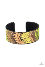 Load image into Gallery viewer, paparazzi-accessories-come-uncorked-green-bracelet