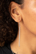 Load image into Gallery viewer, Runway Rival - Green Necklace - Paparazzi Jewelry