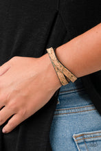 Load image into Gallery viewer, Space Warp - Green Bracelet - Paparazzi Jewelry