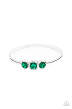 Load image into Gallery viewer, paparazzi-accessories-royal-demands-green-bracelet