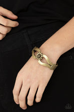 Load image into Gallery viewer, Let A Hundred SUNFLOWERS Bloom - Brass Bracelet - Paparazzi Jewelry