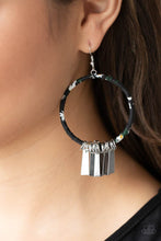 Load image into Gallery viewer, Garden Chimes - Black Earrings - Paparazzi Jewelry