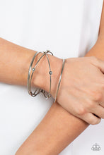 Load image into Gallery viewer, Flawlessly Floral - White Bracelet - Paparazzi Jewelry