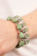 Load image into Gallery viewer, Beachside Brunch - Green Bracelet - Paparazzi Jewelry