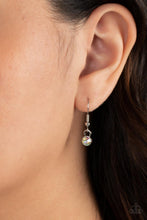 Load image into Gallery viewer, Swinging Shimmer - Green Necklace - Paparazzi Jewelry