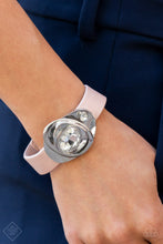 Load image into Gallery viewer, Pasadena Prairies - Pink Bracelet - Paparazzi Jewelry