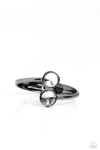 Load image into Gallery viewer, paparazzi-accessories-daily-dazzle-black-bracelet