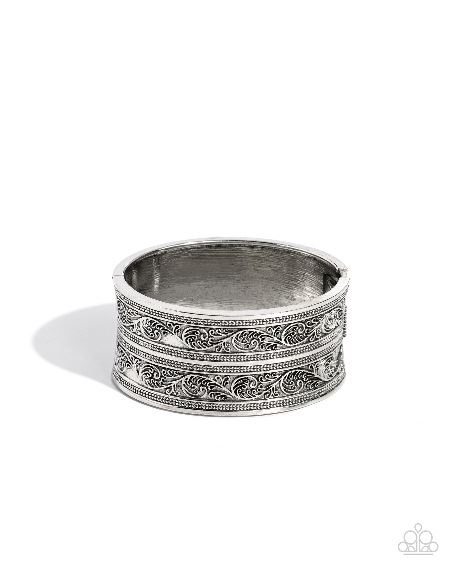 paparazzi-accessories-eclectic-european-silver-bracelet