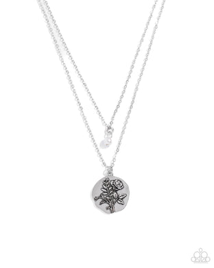 paparazzi-accessories-birthstone-beauty-white-7019