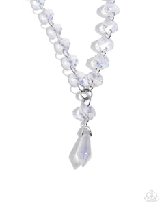 paparazzi-accessories-celestial-class-white-necklace