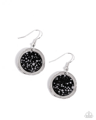 paparazzi-accessories-pendant-paradox-black-earrings