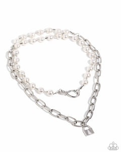 paparazzi-accessories-infinite-industry-white-necklace
