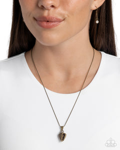 Conch Confidence - Brass Necklace - Paparazzi Jewelry
