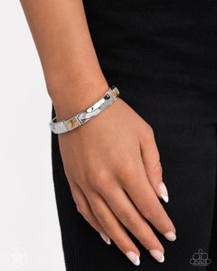 Admirable Abalone - Brown Bracelet - Paparazzi Jewelry
