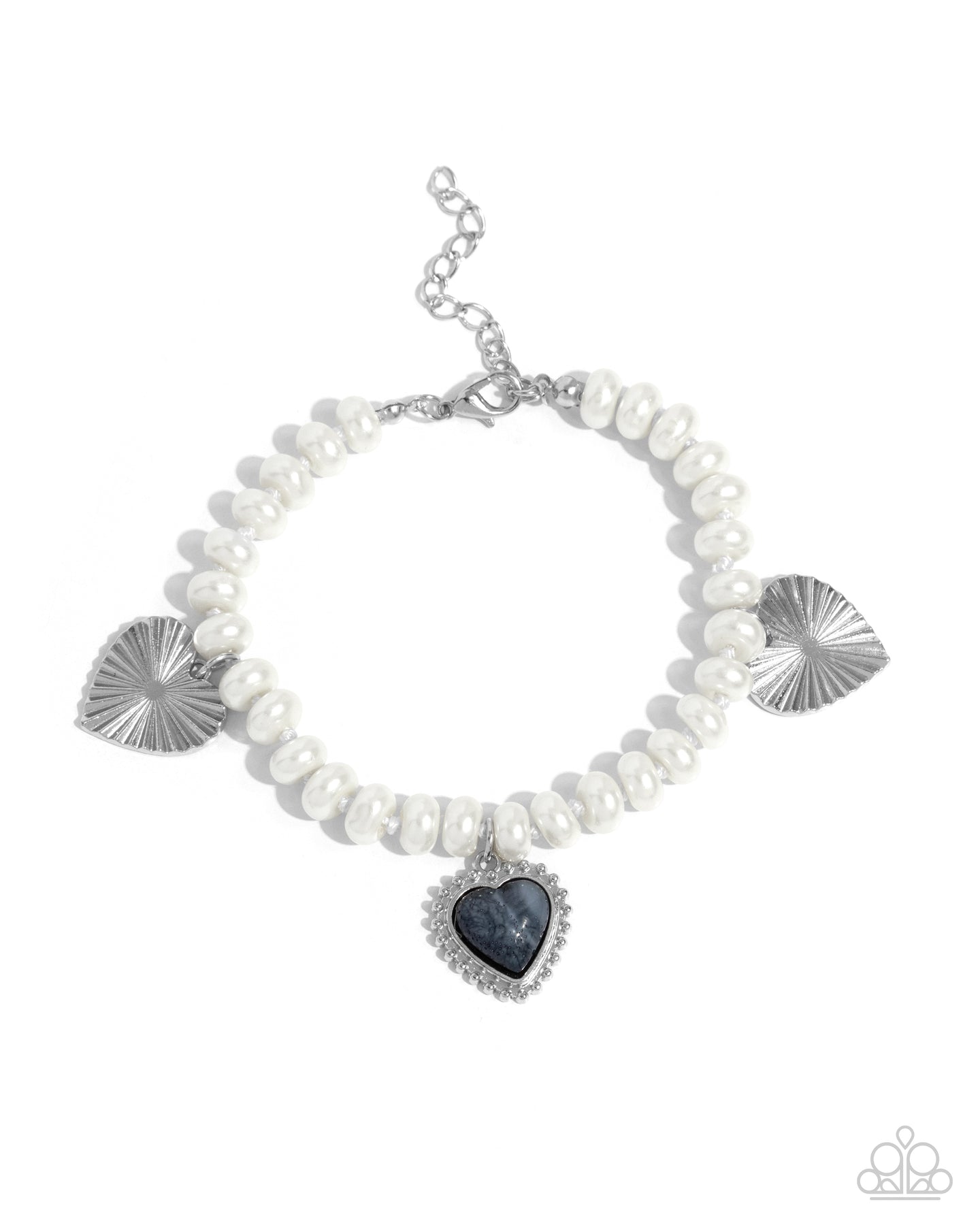 paparazzi-accessories-heart-struck-haven-silver