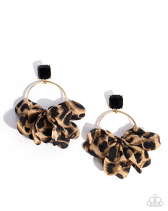 paparazzi-accessories-charming-cheetah-gold-post earrings