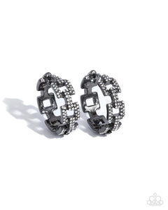 paparazzi-accessories-geometric-glimpse-black-earrings