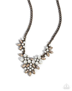 paparazzi-accessories-fresh-facets-brass-necklace