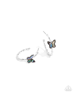 paparazzi-accessories-butterfly-beginning-blue-earrings