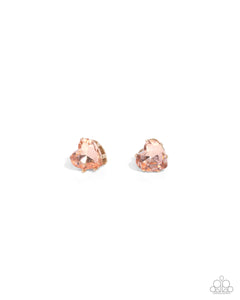 paparazzi-accessories-sweetheart-stunner-gold-post earrings