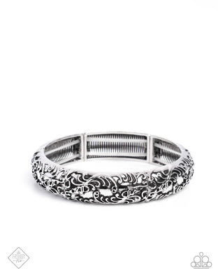 paparazzi-accessories-enchanting-entrant-silver-bracelet