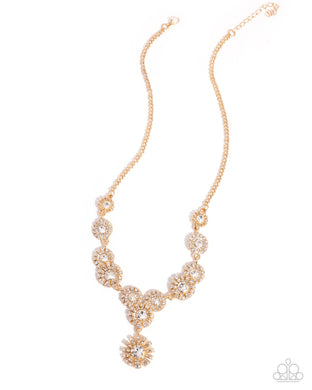 paparazzi-accessories-sunburst-selfie-gold-necklace