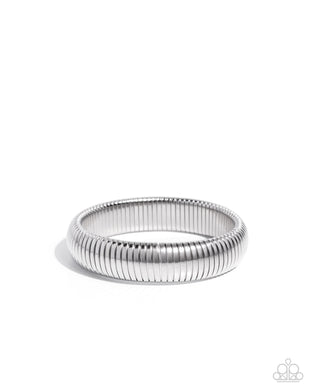 paparazzi-accessories-flashy-fringe-silver-bracelet