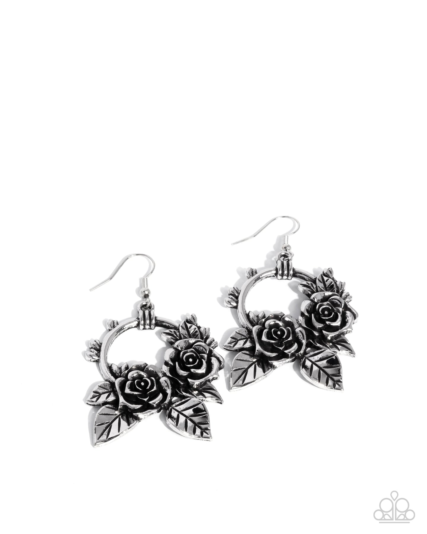 paparazzi-accessories-wanderlust-wreath-silver-earrings