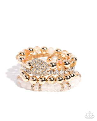 paparazzi-accessories-poetically-plush-white-bracelet
