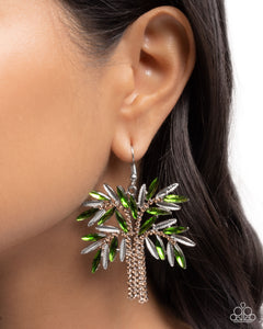 Palm Tree Pizzazz - Green Earrings - Paparazzi Jewelry