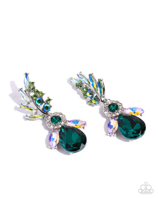 paparazzi-accessories-priceless-pizzazz-green-post earrings