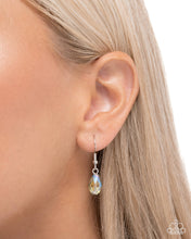 Load image into Gallery viewer, Glimpse of Glitz - Green Necklace - Paparazzi Jewelry
