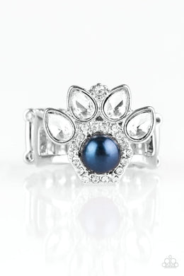 paparazzi-accessories-crown-coronation-blue-ring