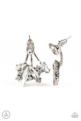 paparazzi-accessories-deco-dynamite-white-post earrings