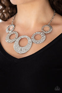 Mildly Metro - Silver Necklace - Paparazzi Jewelry