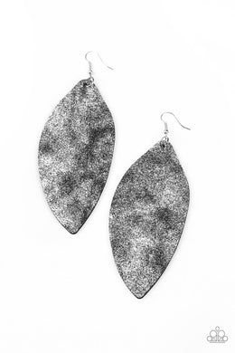 paparazzi-accessories-serenely-smattered-black-earrings