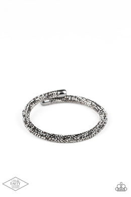 paparazzi-accessories-stageworthy-sparkle-black-bracelet