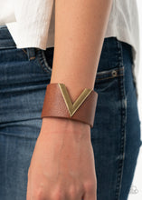 Load image into Gallery viewer, Claws Out - Brown Bracelet - Paprazzi Jewelry
