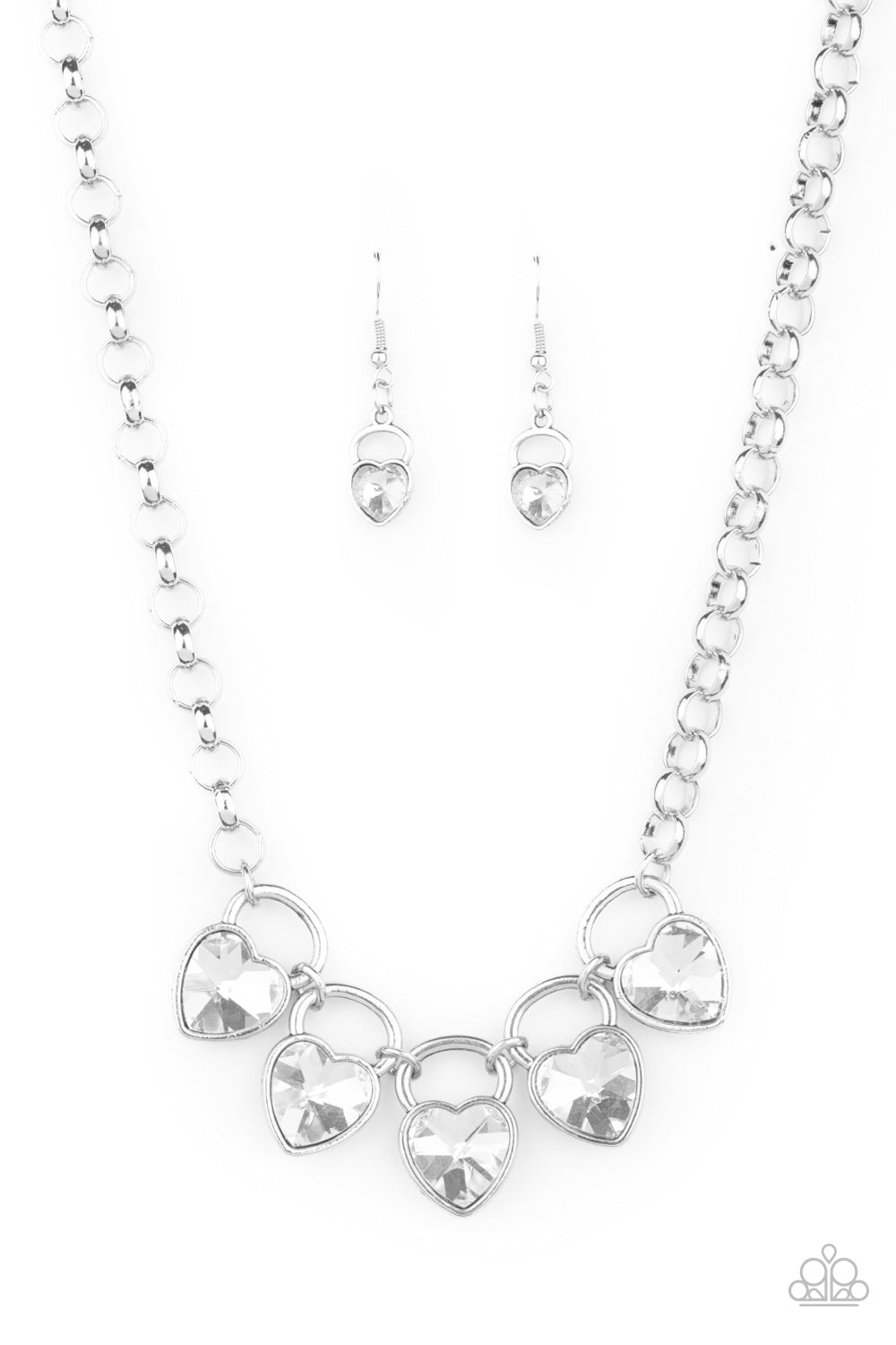 paparazzi-accessories-heart-on-your-heels-white-necklace