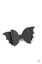 Load image into Gallery viewer, paparazzi-accessories-drive-them-batty-black
