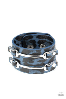 paparazzi-accessories-safari-scene-blue-bracelet