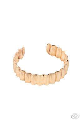 paparazzi-accessories-across-the-heir-waves-gold