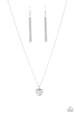 paparazzi-accessories-pitter-patter-goes-my-heart-silver
