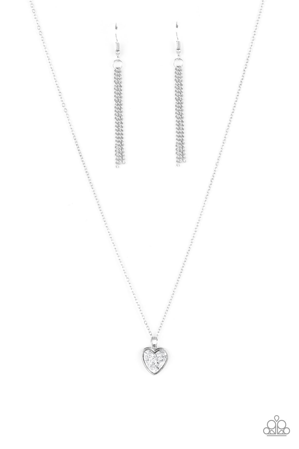 paparazzi-accessories-pitter-patter-goes-my-heart-silver