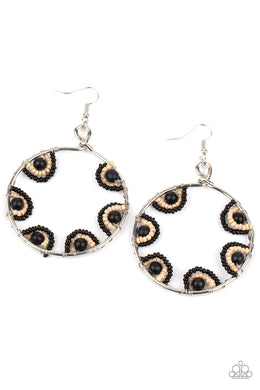 paparazzi-accessories-off-the-rim-black-earrings