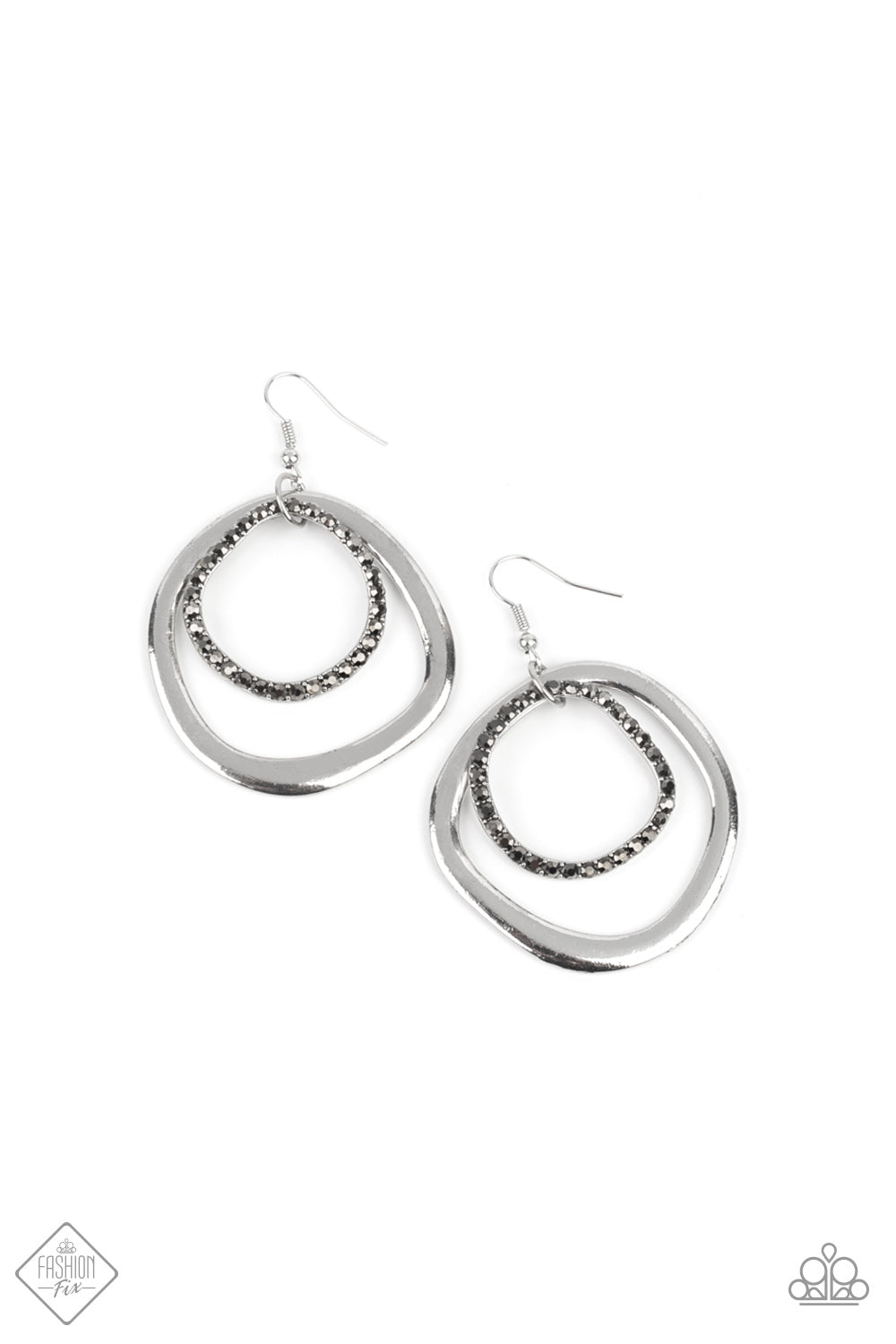 paparazzi-accessories-spinning-with-sass-silver-earrings