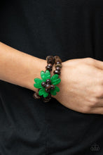 Load image into Gallery viewer, Tropical Flavor - Green Bracelet - Paparazzi Jewelry
