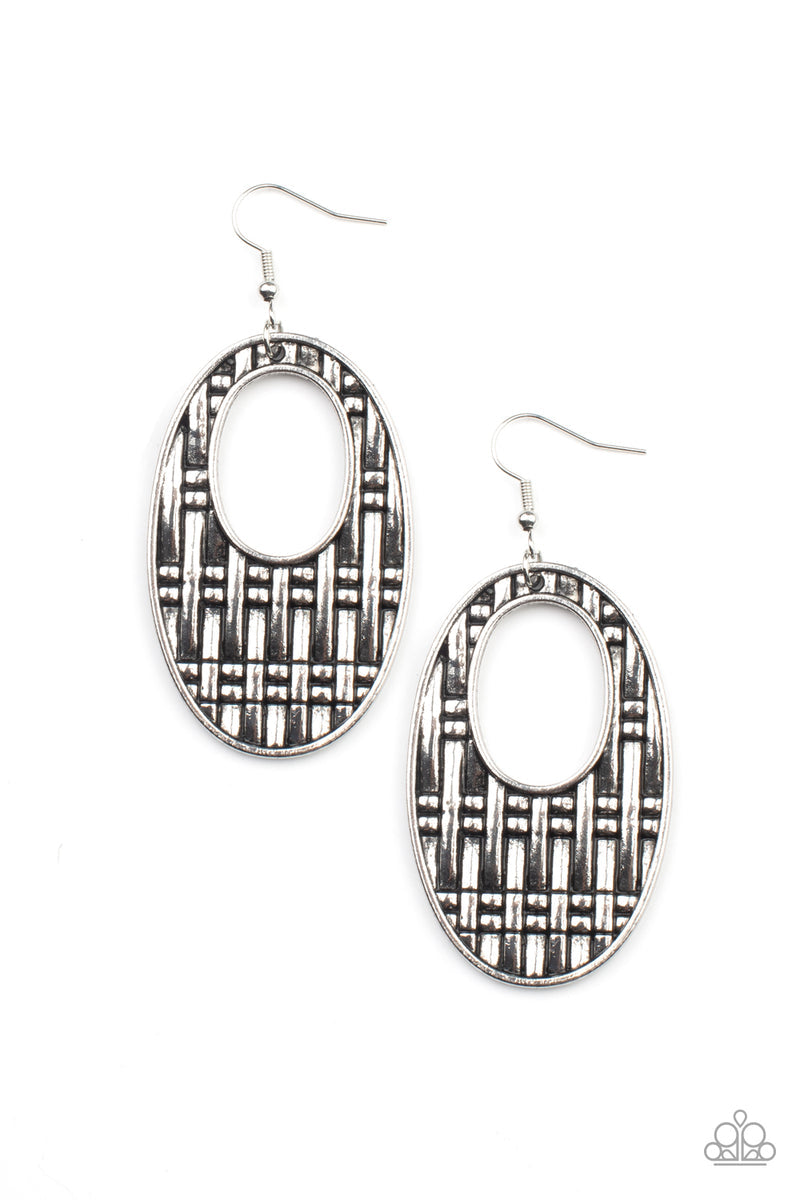 paparazzi-accessories-engraved-edge-silver-earrings