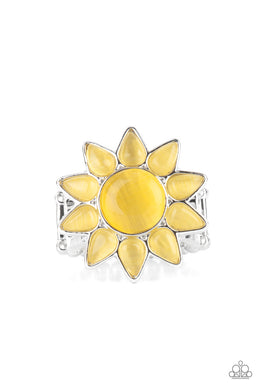 paparazzi-accessories-blossoming-sunbeams-yellow-ring